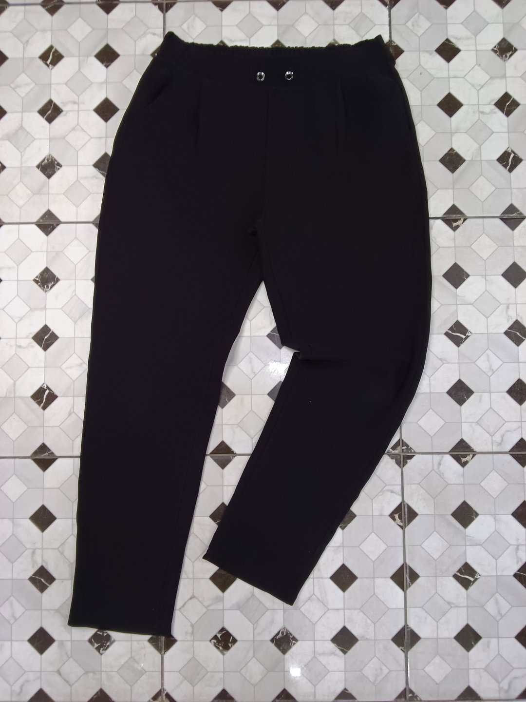 Black Joggings With Adjustable straps (52/54)