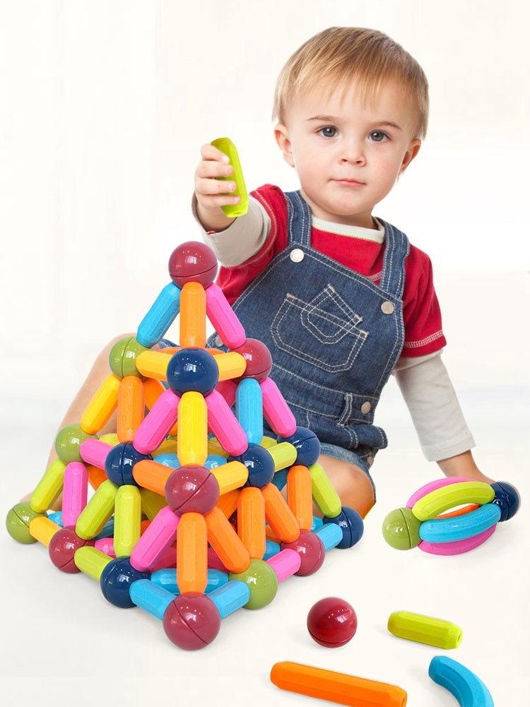 Magnetic Building Sticks and Balls_1