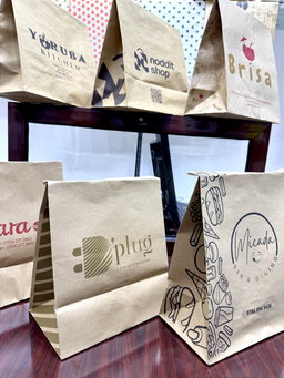 BRANDED KRAFT DELIVERY TAKEOUT BAGS - BROWN - 12” x 10” X 7''  - MINIMUM ORDER QUANTITY OF 500 BAGS 
