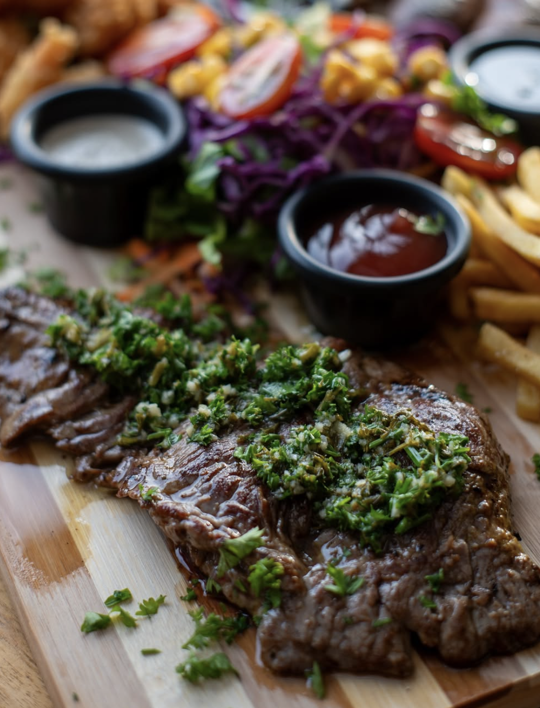 Entraña gruesa a la parrilla (Thick grilled entraña)