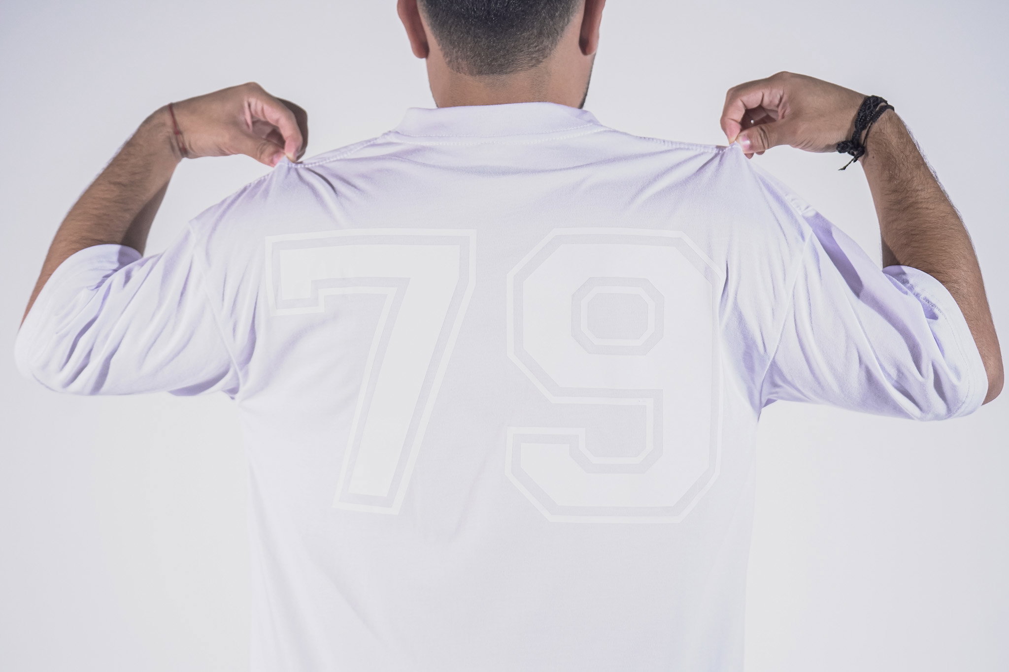 Oversize Siete Nueve Blackout - Blanca_3