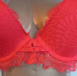 Soutien-Gorge Bombshell PRIMARK Taille 75C