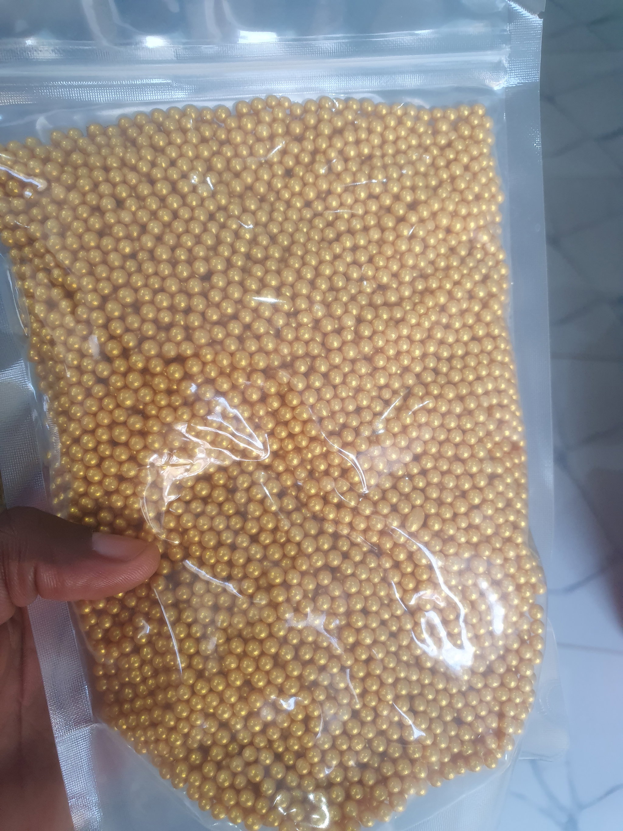 Pérolas Comestíveis na Cor Dourada_2