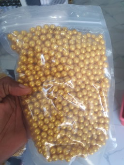 Pérolas Comestíveis na Cor Dourada