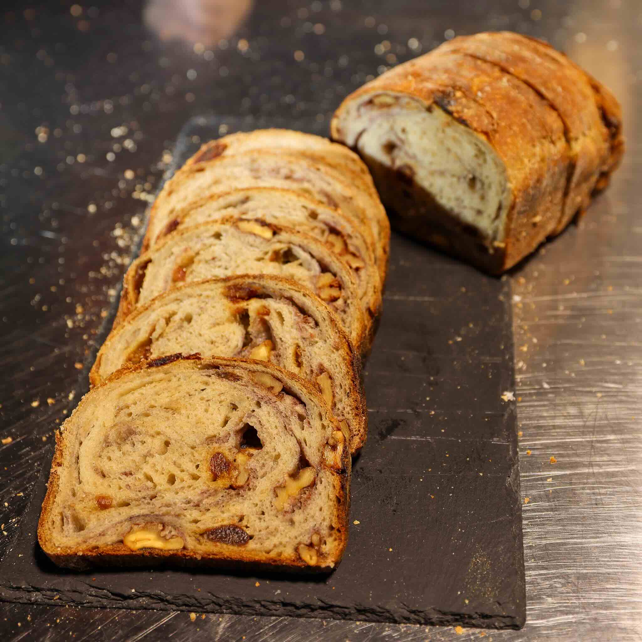 Date & Walnut_0