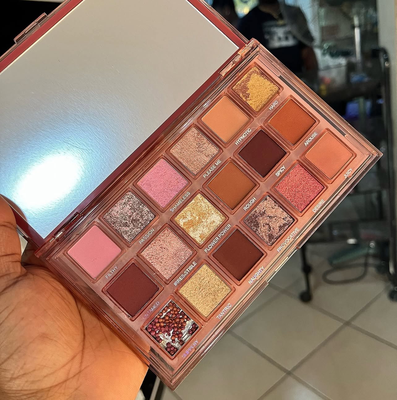 Ever beauty nude eyeshadow _1