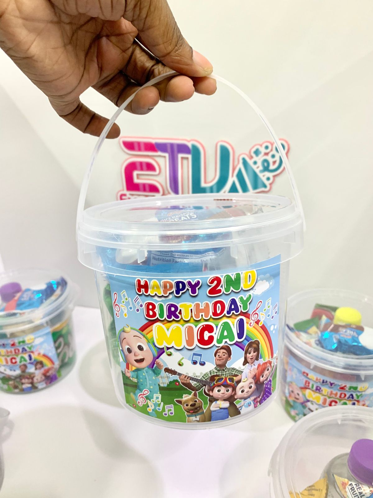 PREFILLED ROUND BUCKETS (SNACKS INCLUDED) _1