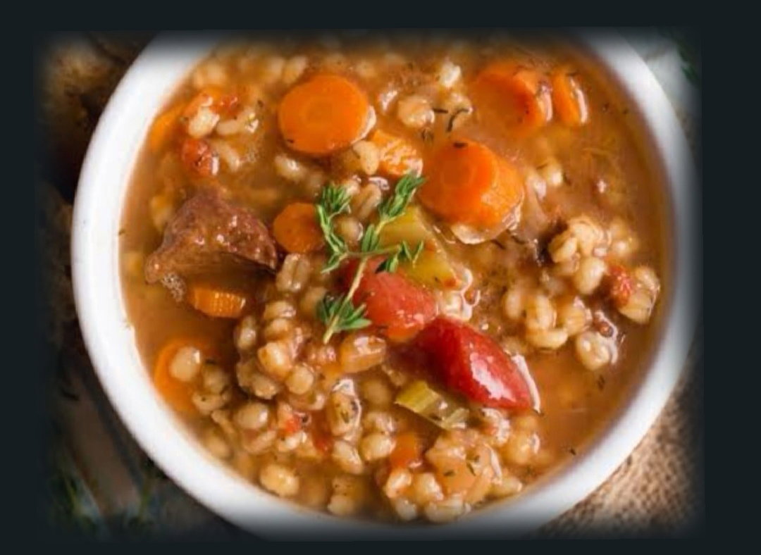 Beef, Vegetable & Barley Soup 1Kg1L Tub