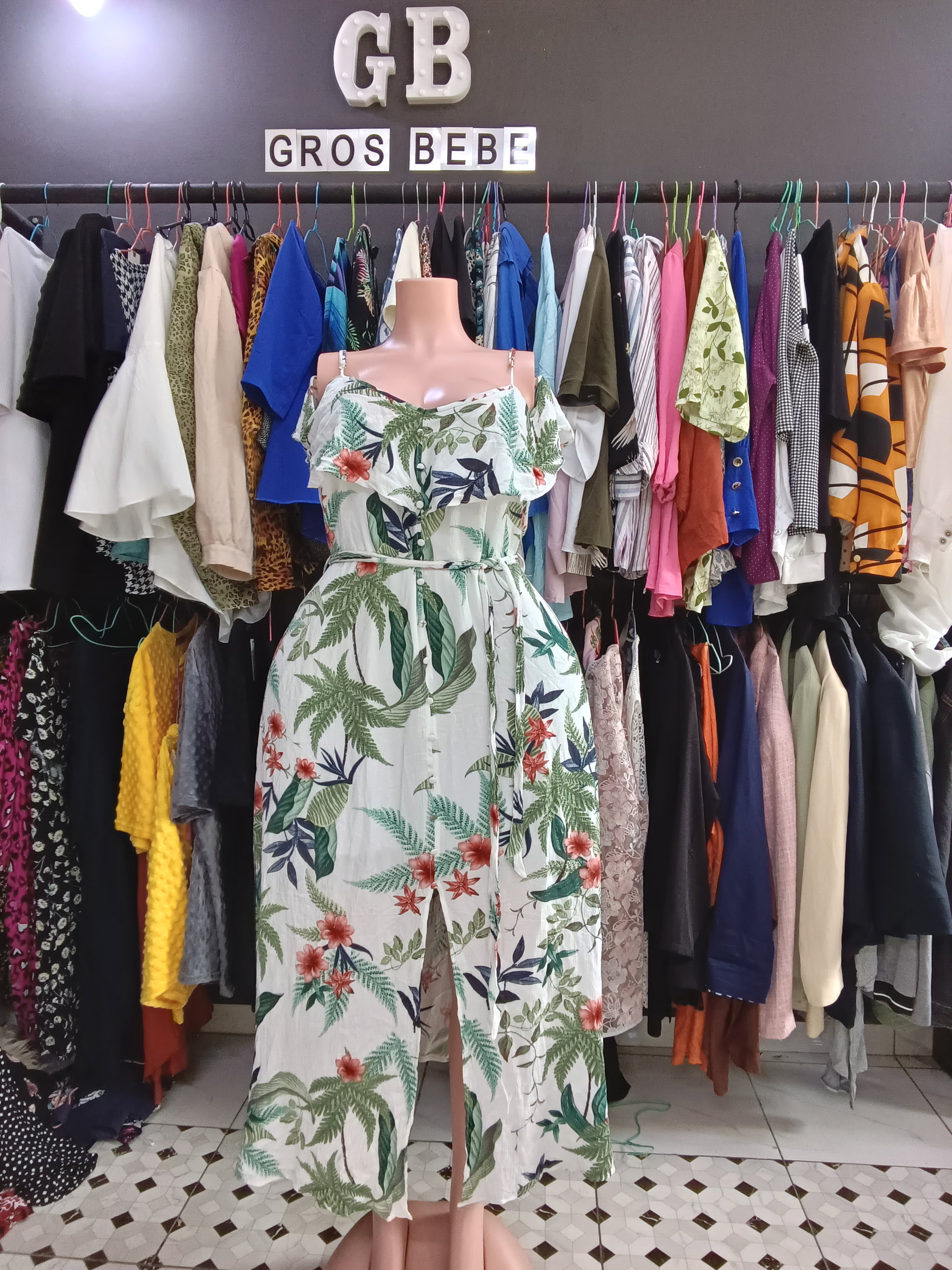 Flowery White Off Shoulder Gown (46/48)_0