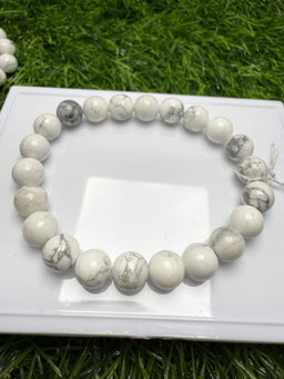 Natural Howlite Bracelet 