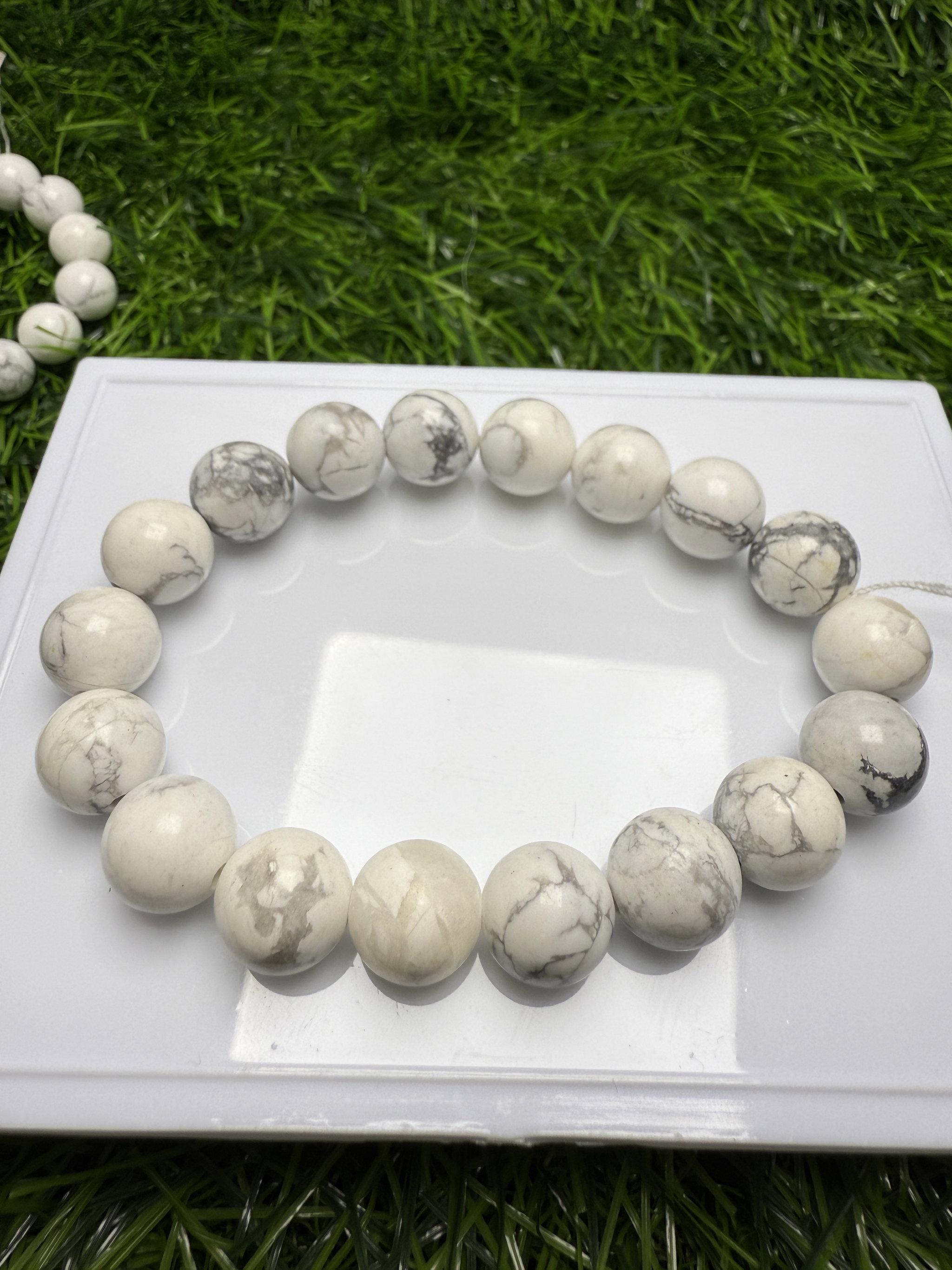 Natural Howlite Bracelet _2