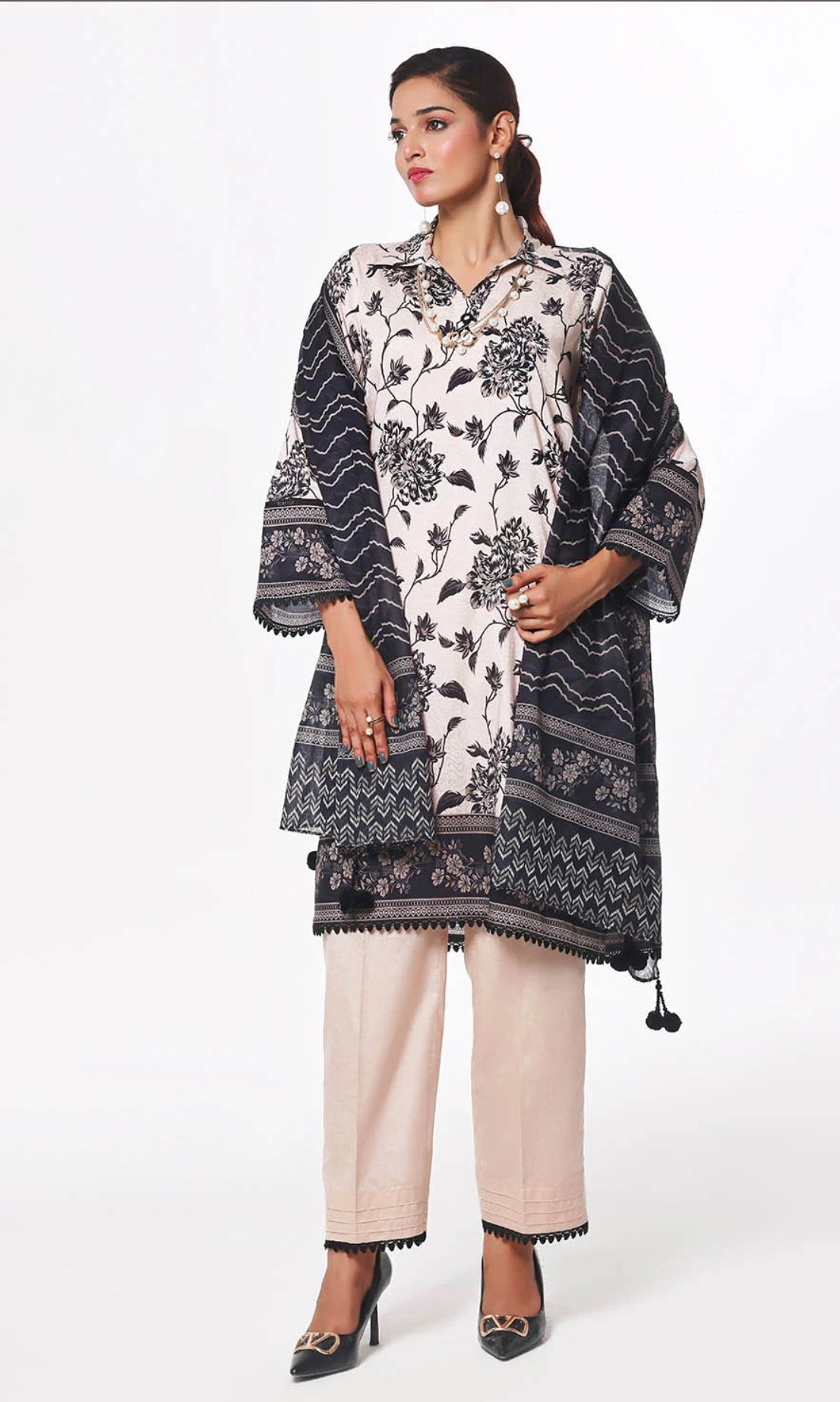 3 Piece Unstitched Printed Lawn Suit CLP-52171_2