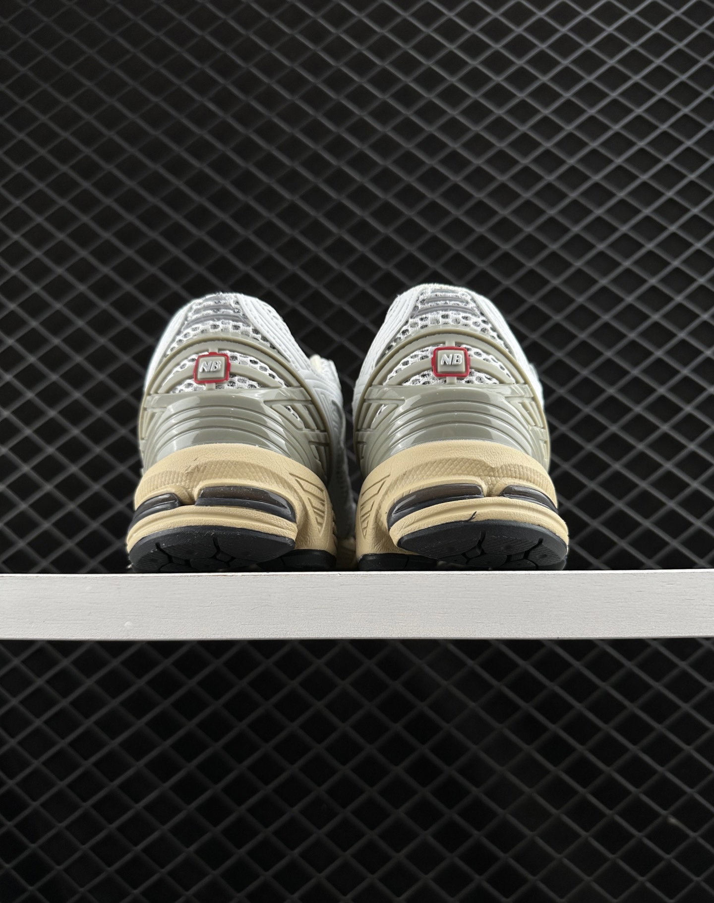 NEW BALANCE 1906R_4