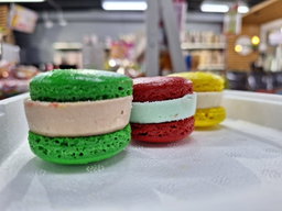 Ice Cream Macarons