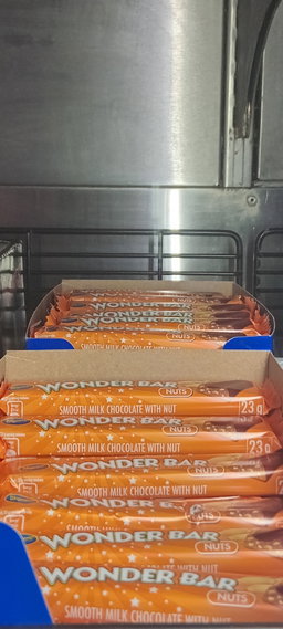 Beacon Wonder Bar Milk Chocolate With Nut 23gr