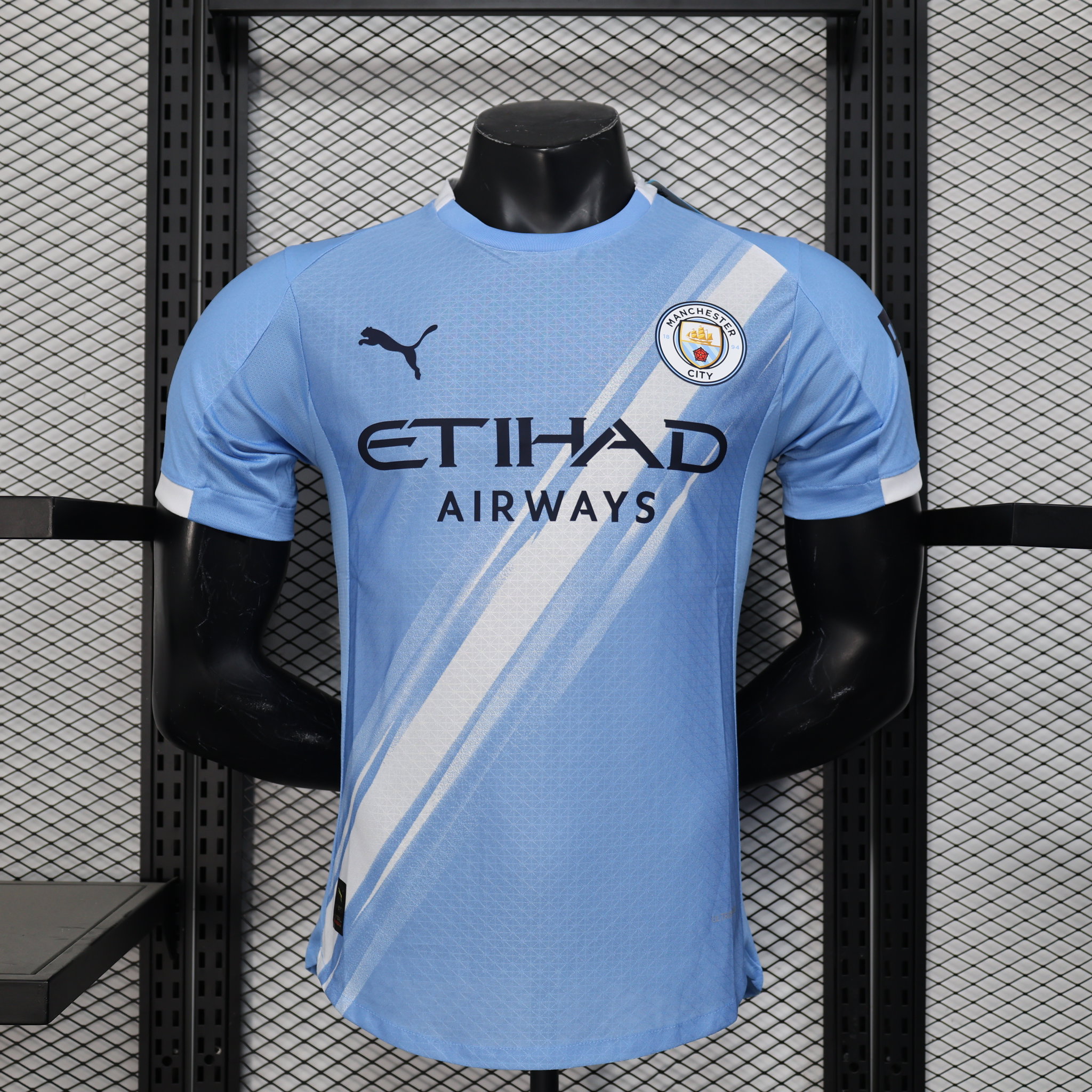 Manchester City 2025/2026 latest jersey _0