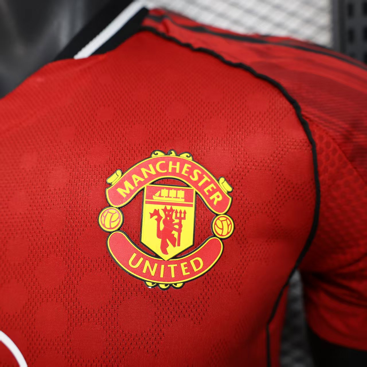 Manchester United 2025/2026 jersey latest _2