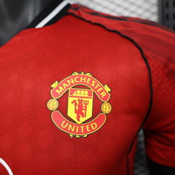 Manchester United 2025/2026 jersey latest 