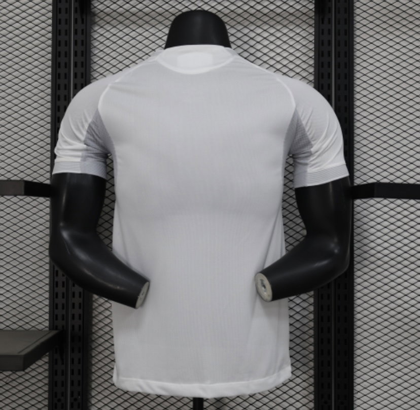 Real Madrid 2025/2026 jersey latest _1