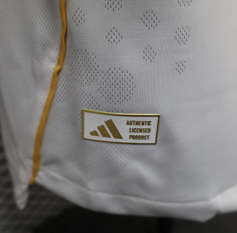 Real Madrid 2025/2026 jersey latest _5
