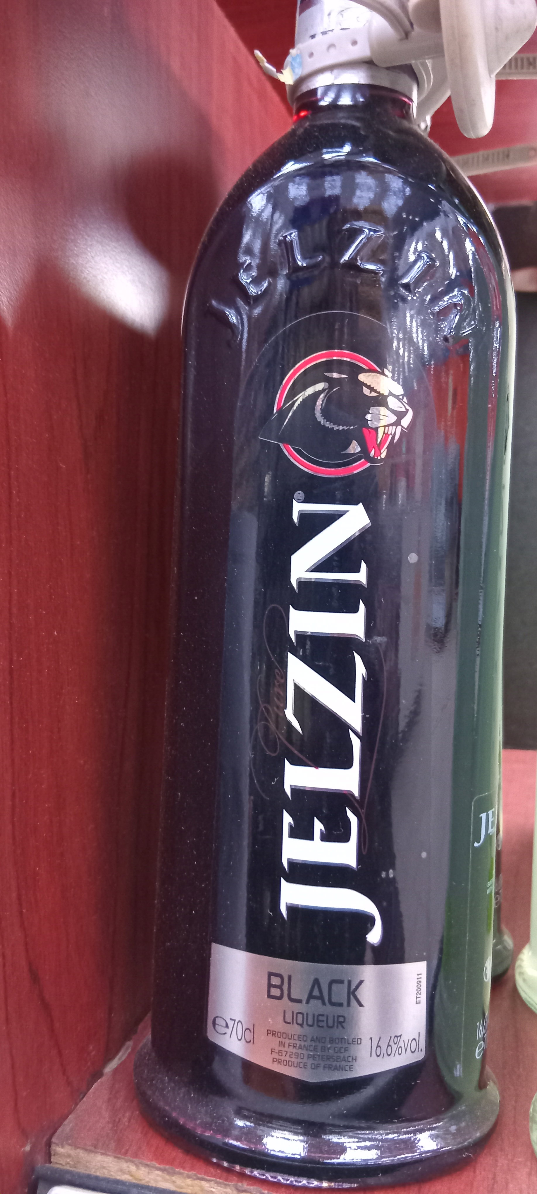 B. Jelzin Black Liqueur 700ml_0