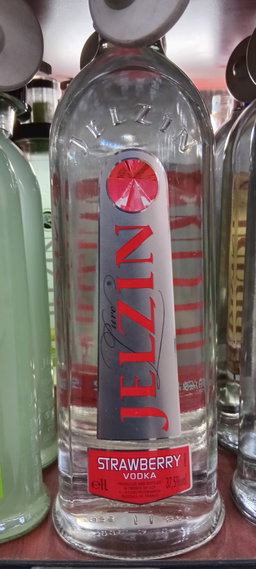 B. Jelzin Strawberry Vodka 1lt