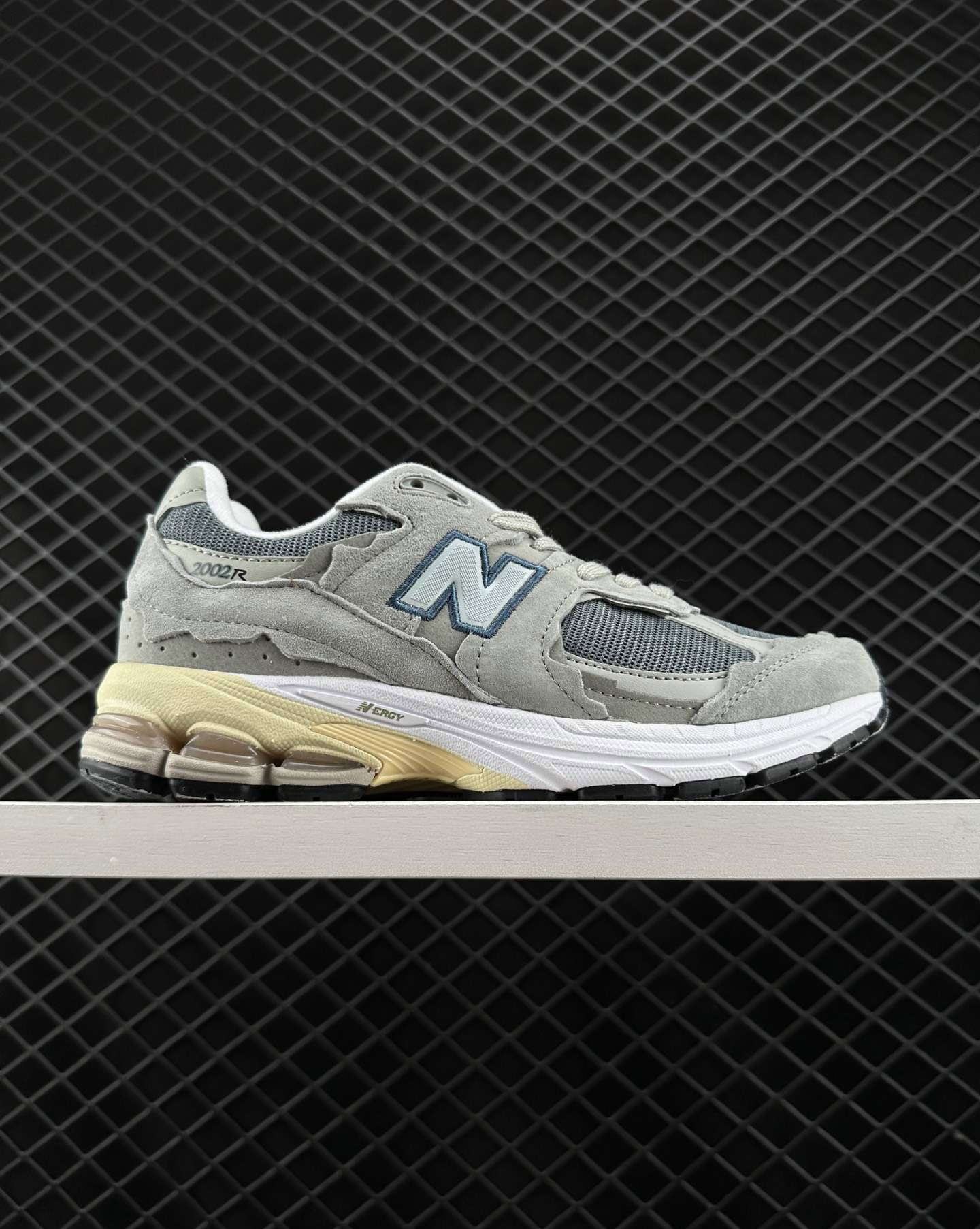 NEW BALANCE 2002R _5