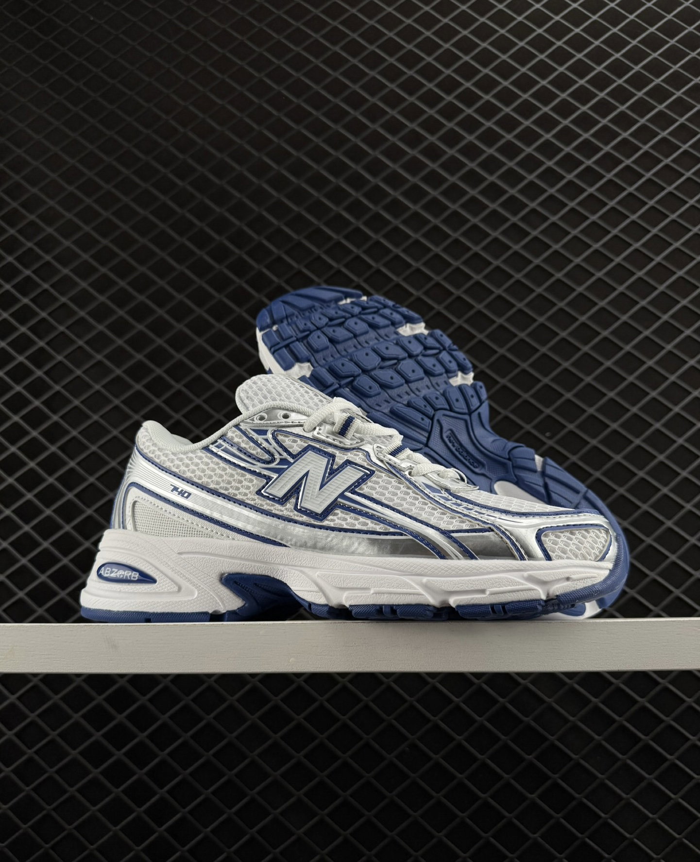 NEW BALANCE 740_3