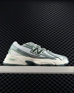 NEW BALANCE 740