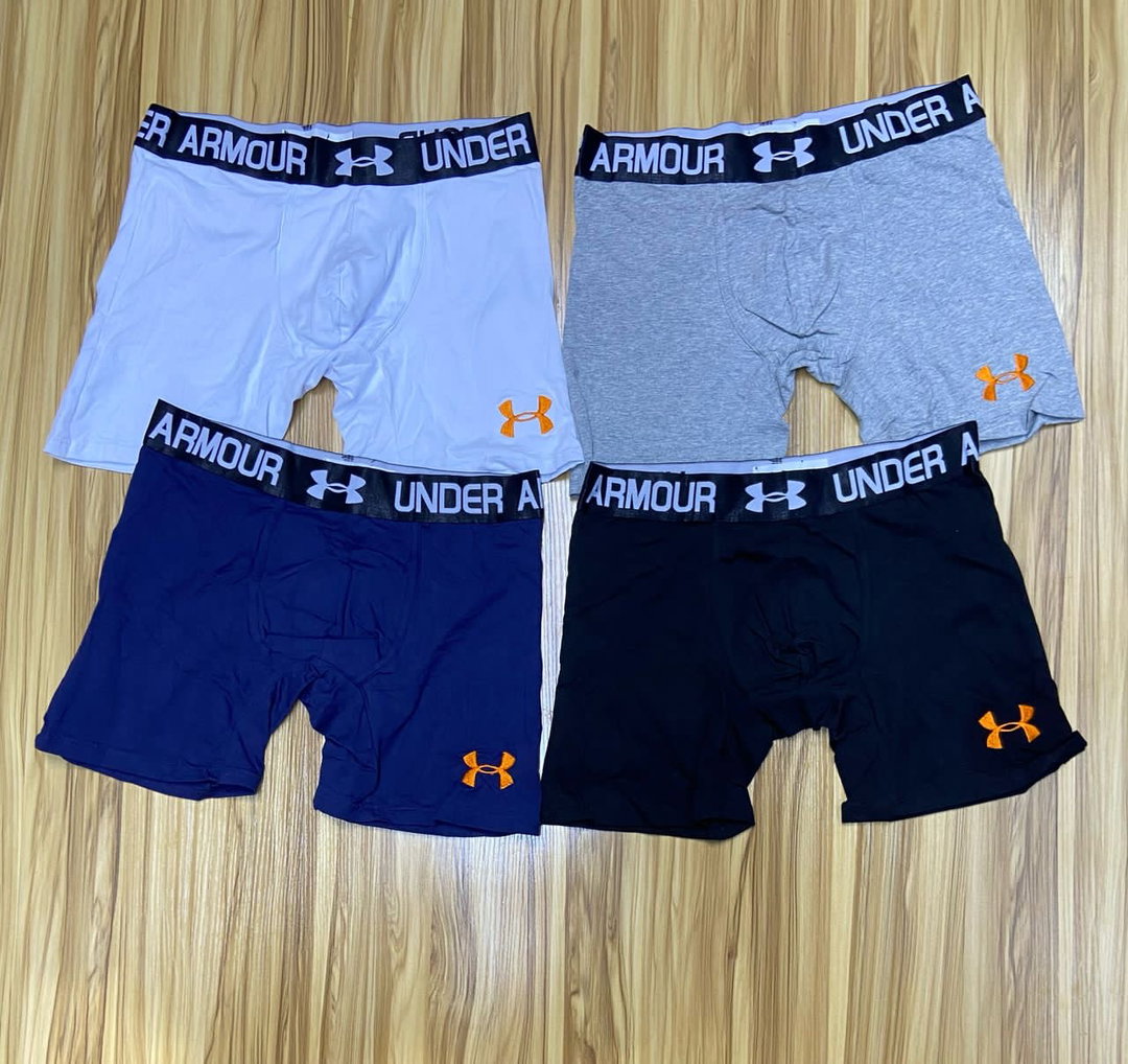 UNDER ARMOUR
