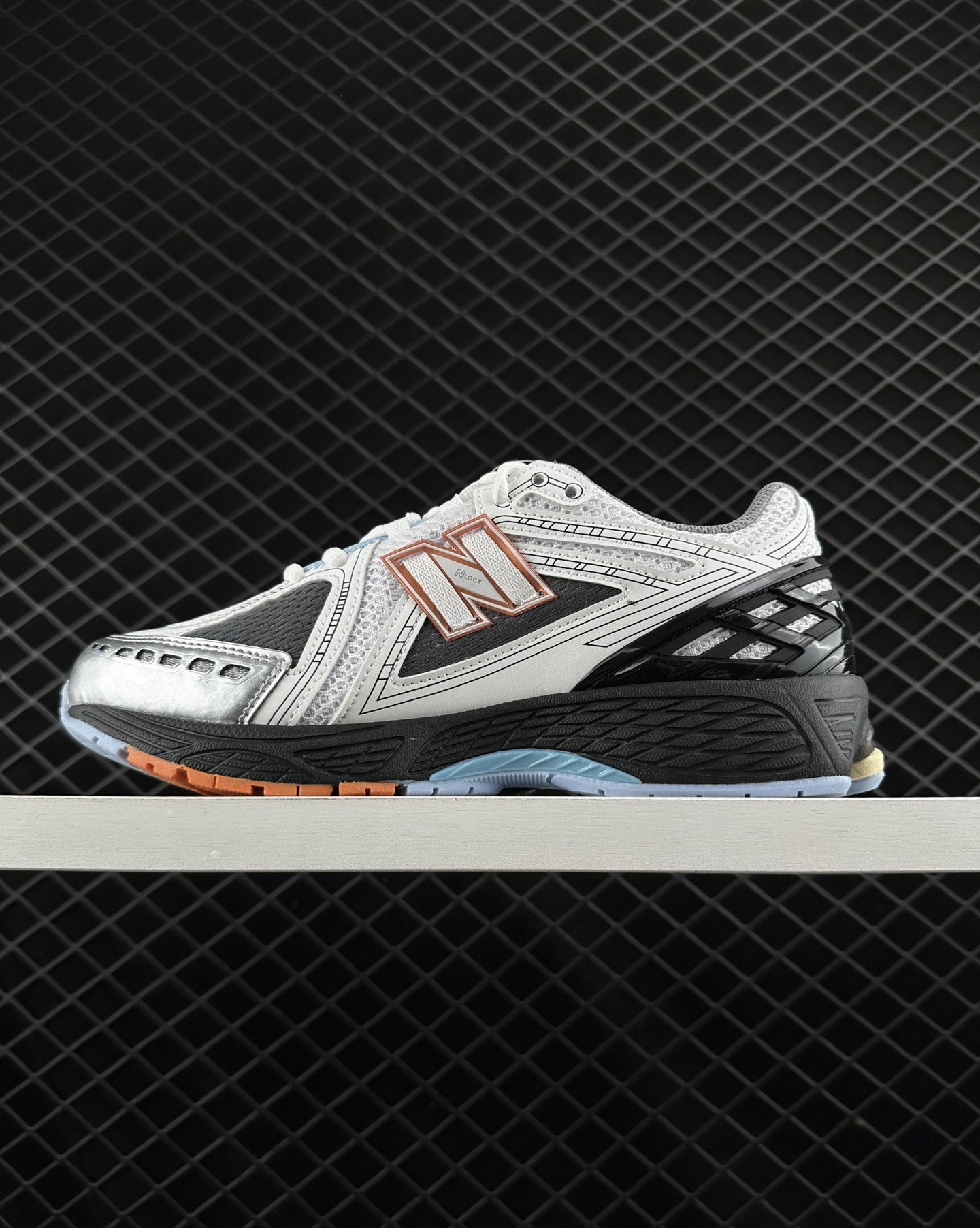 NEW BALANCE M1906R_1