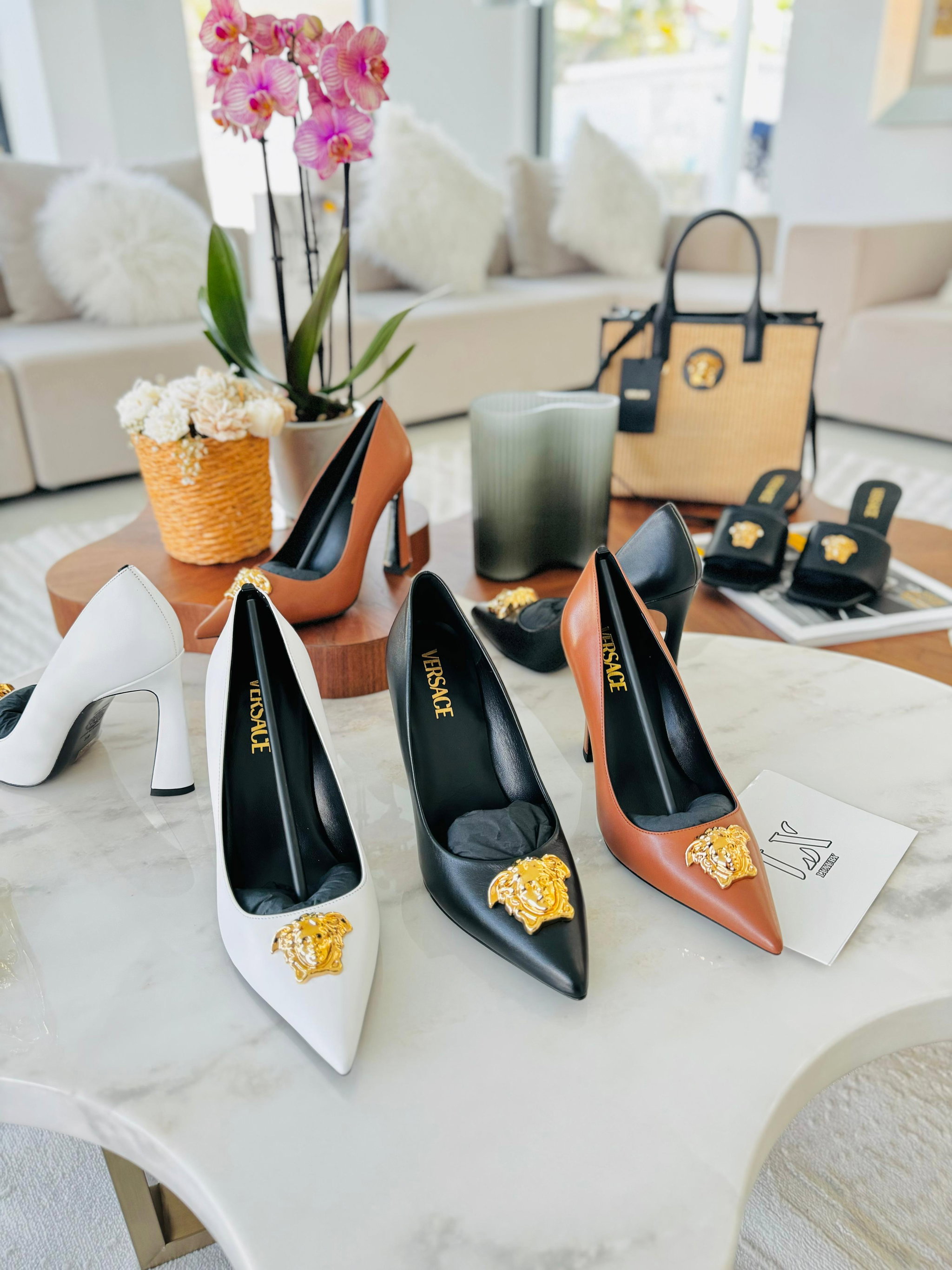 Saltos Versace lá medusa white _5
