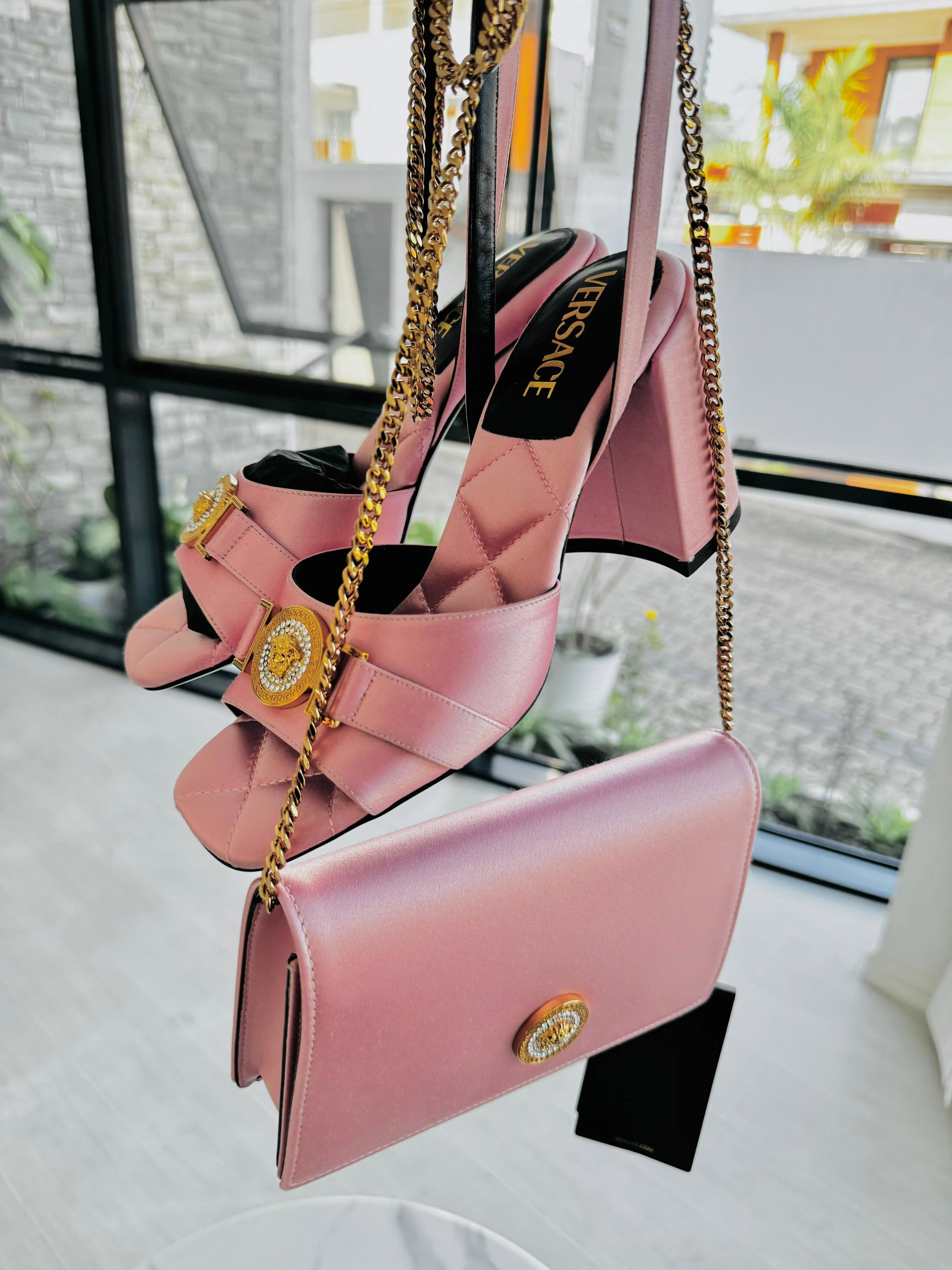 Sandálias Versace pink medusa _4