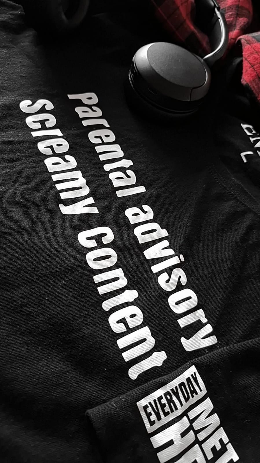 Parental advisory t-shirt_0
