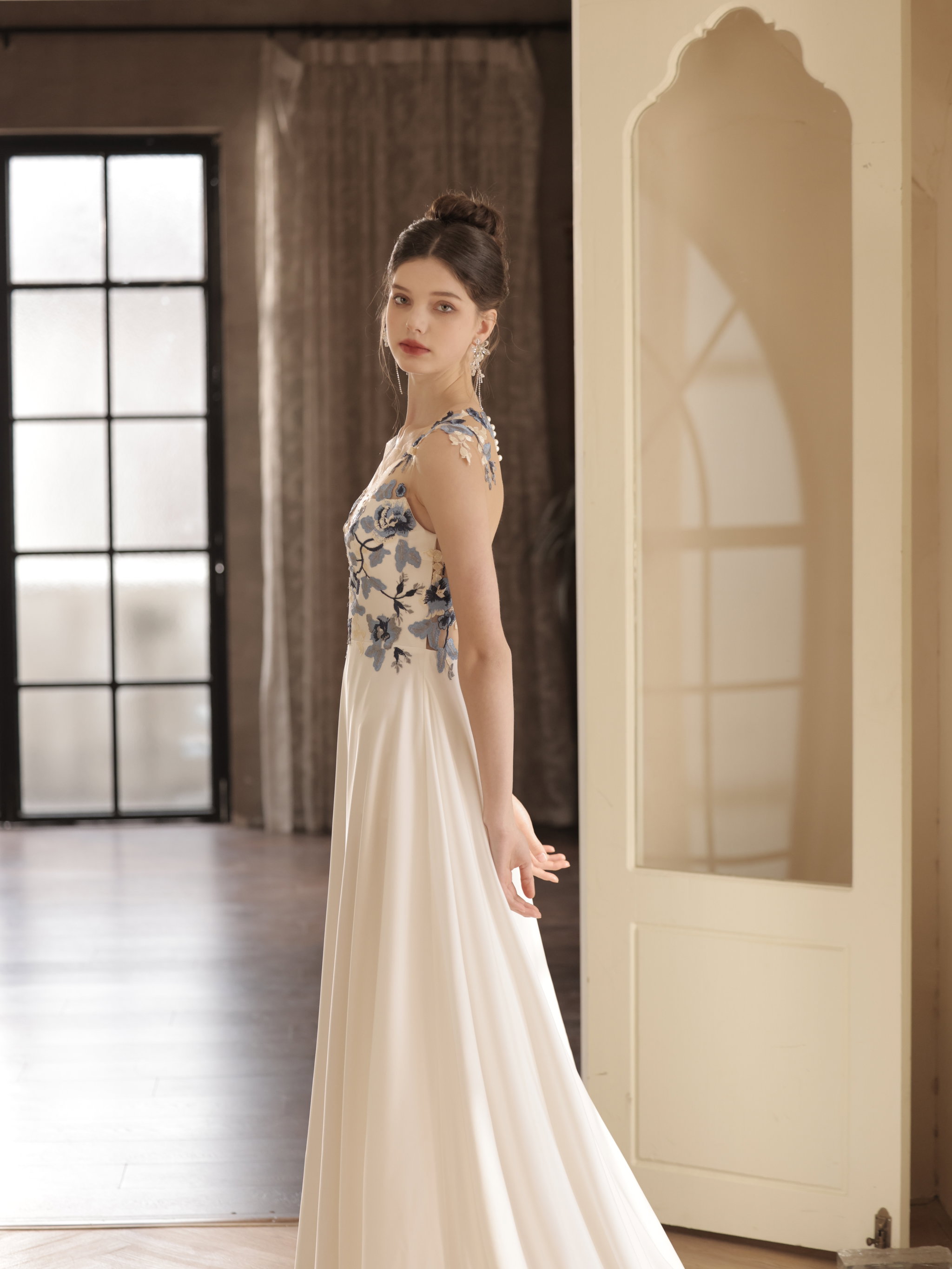 The Porcelaine Wedding Dress #0_4