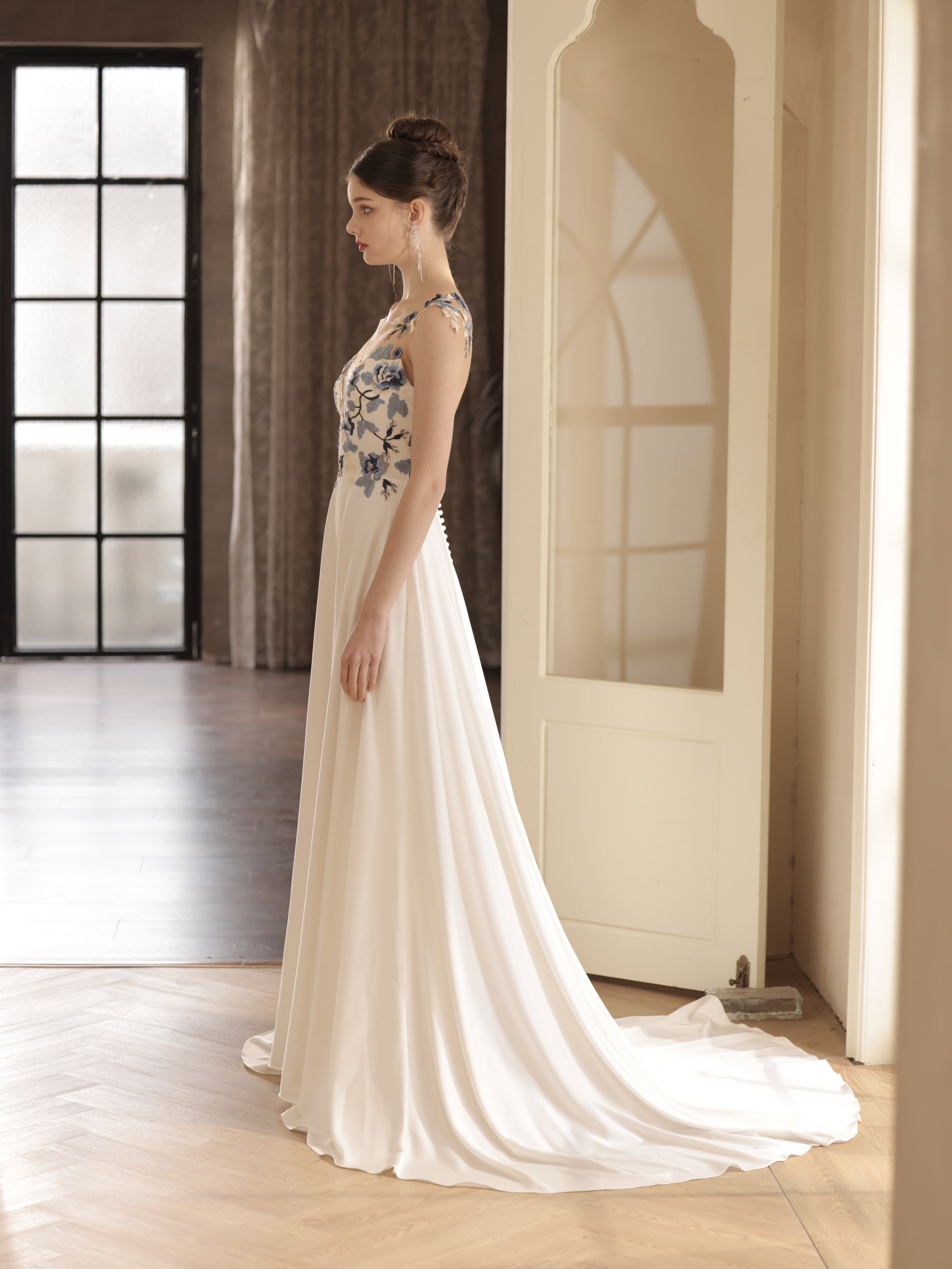 The Porcelaine Wedding Dress #0_3