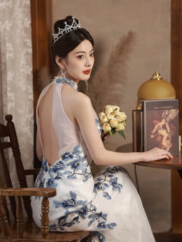 The Porcelain in Tulle  #4 