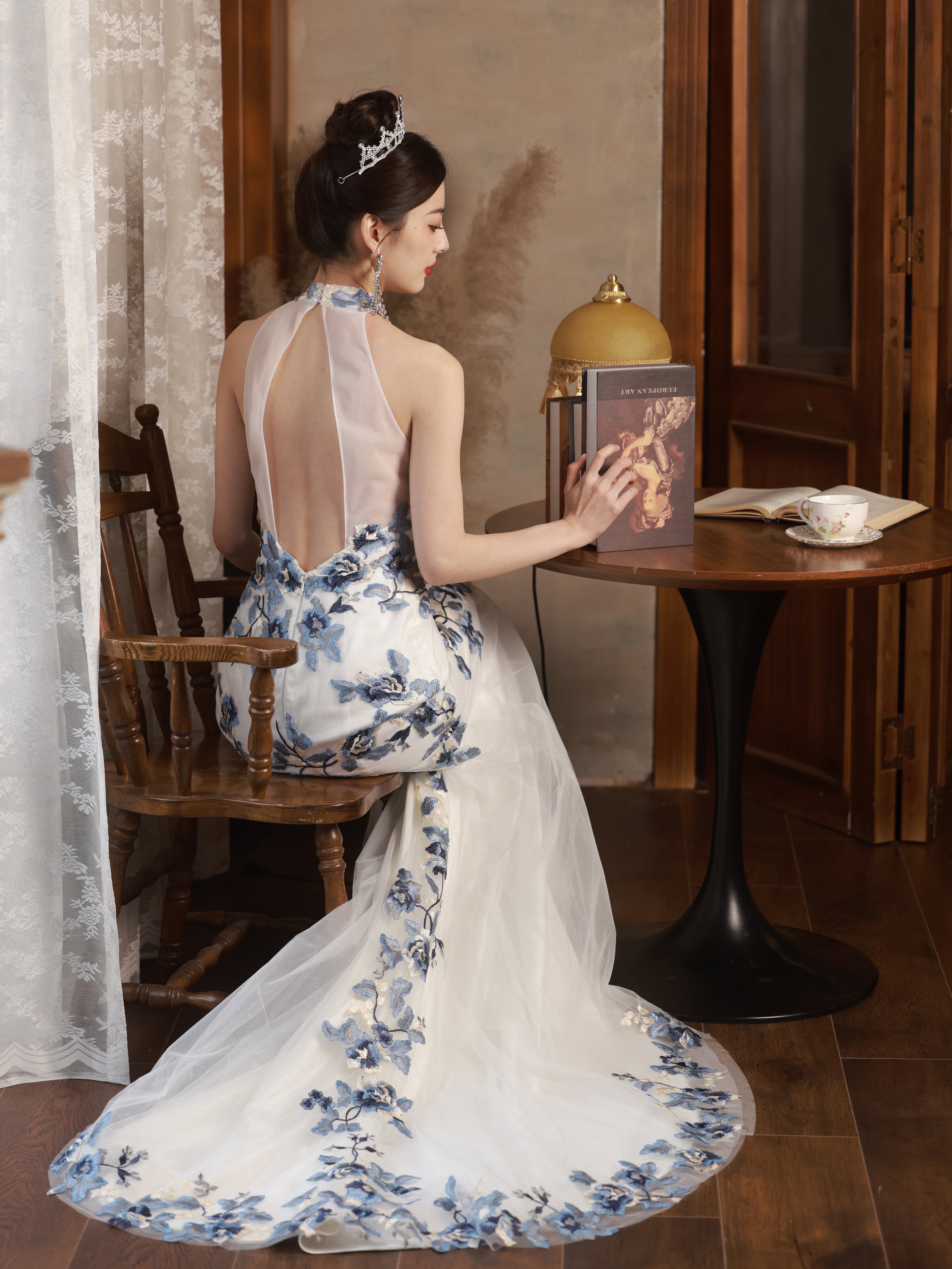 The Porcelain in Tulle  #4 _4
