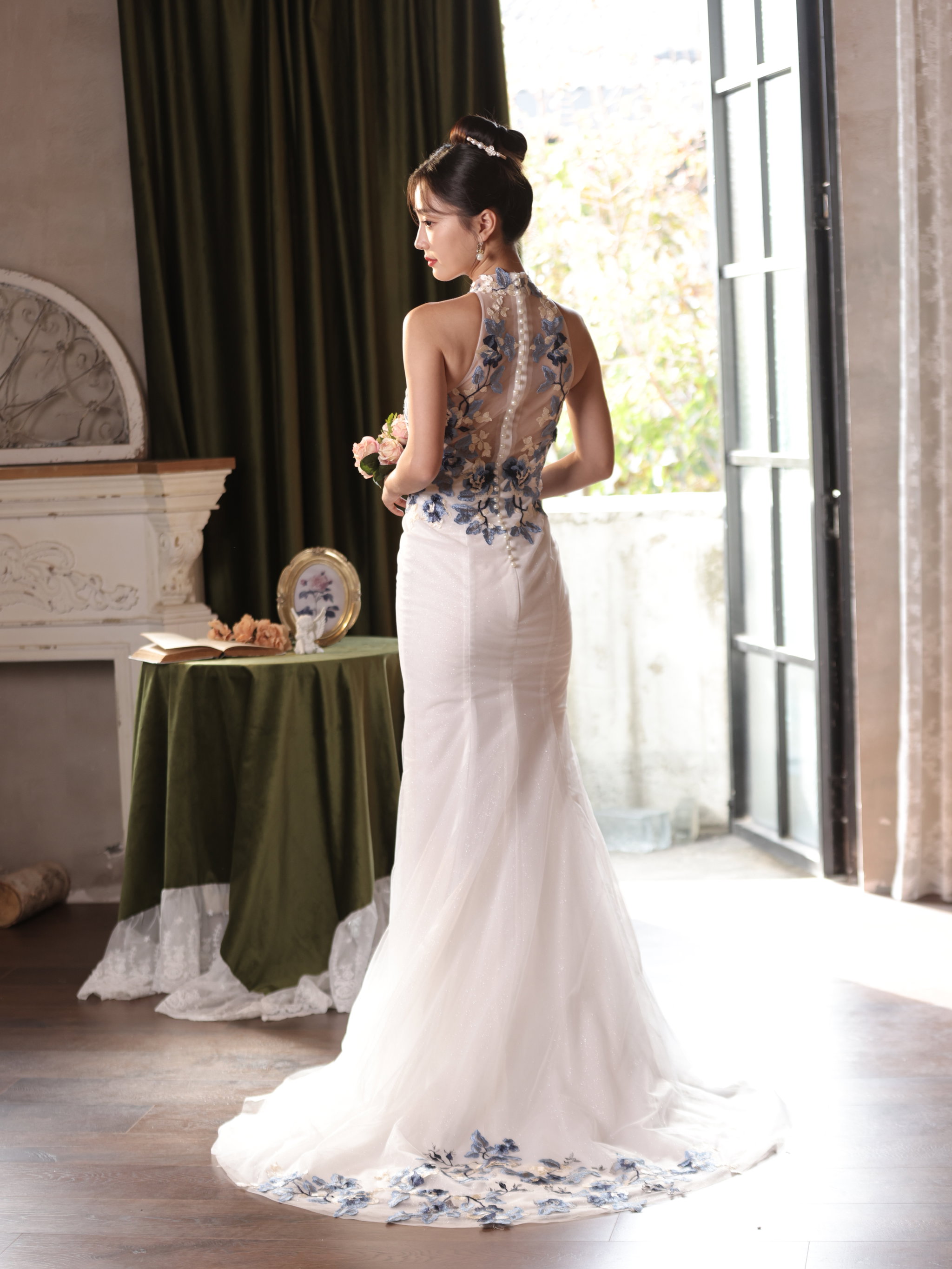 The Porcelain in Tulle  #5 _1