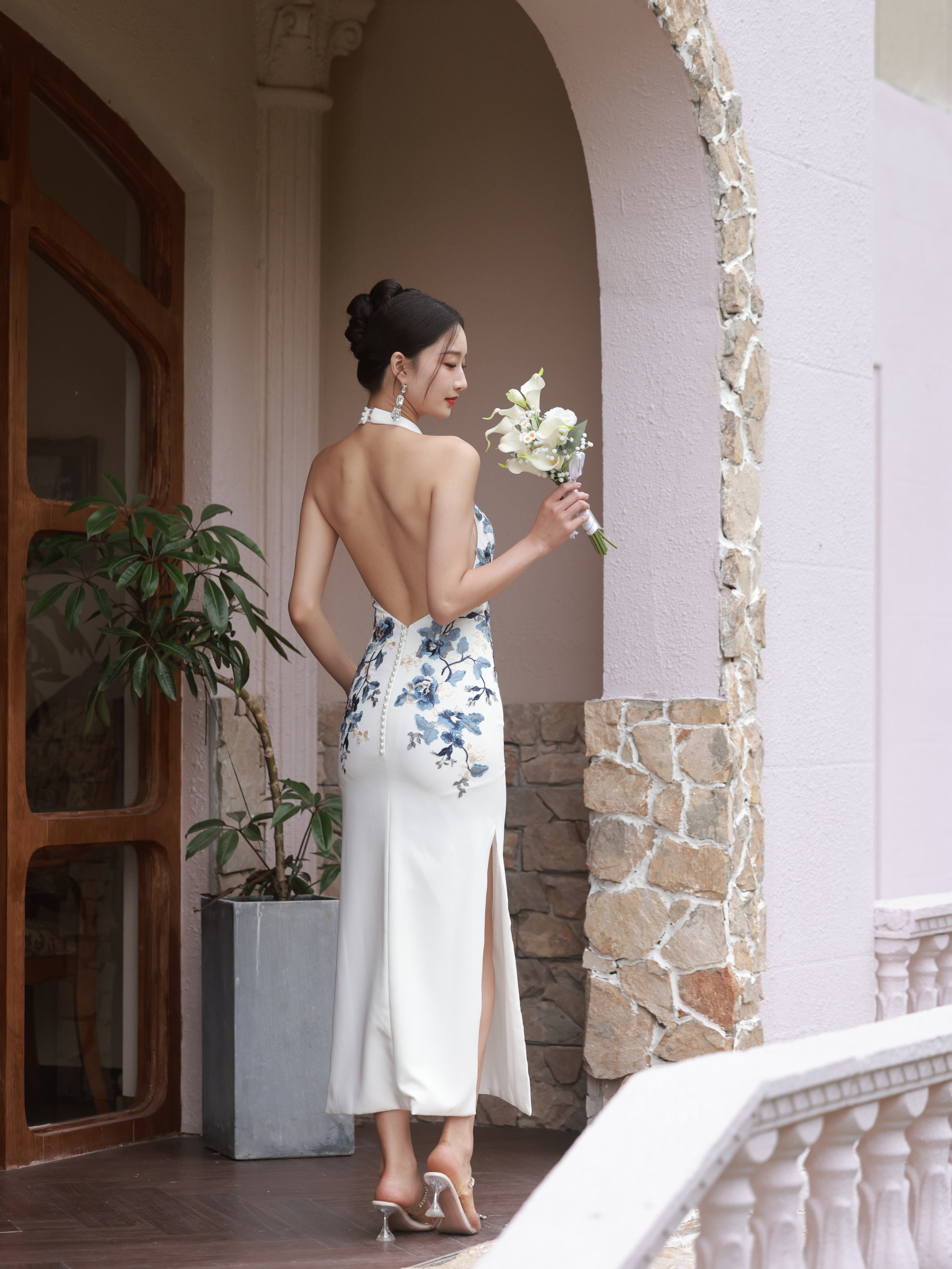 The Halter Porcelain in Midi #3_3