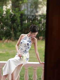 The Halter Porcelain in Midi #3