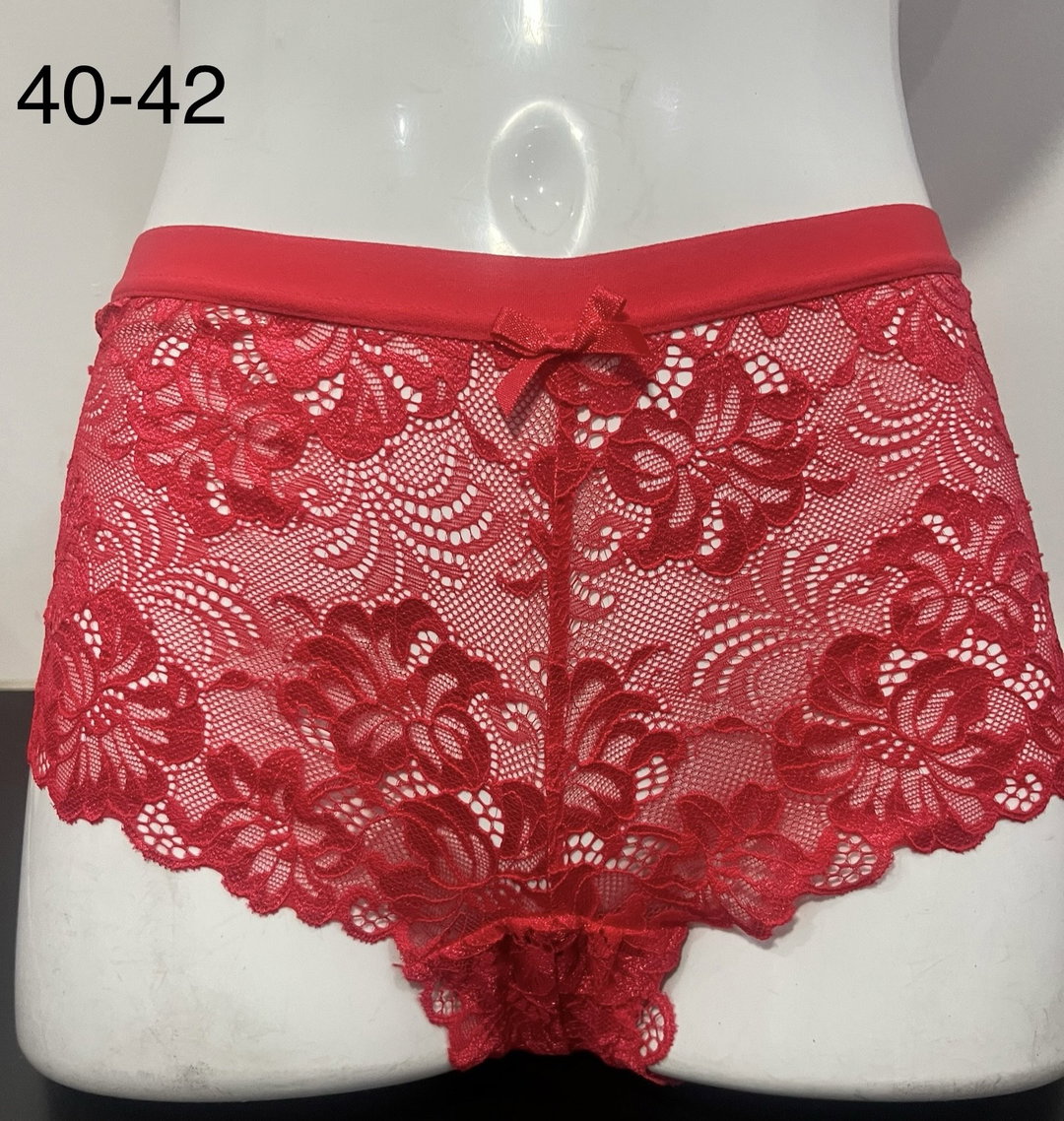 Shorty tout en dentelle