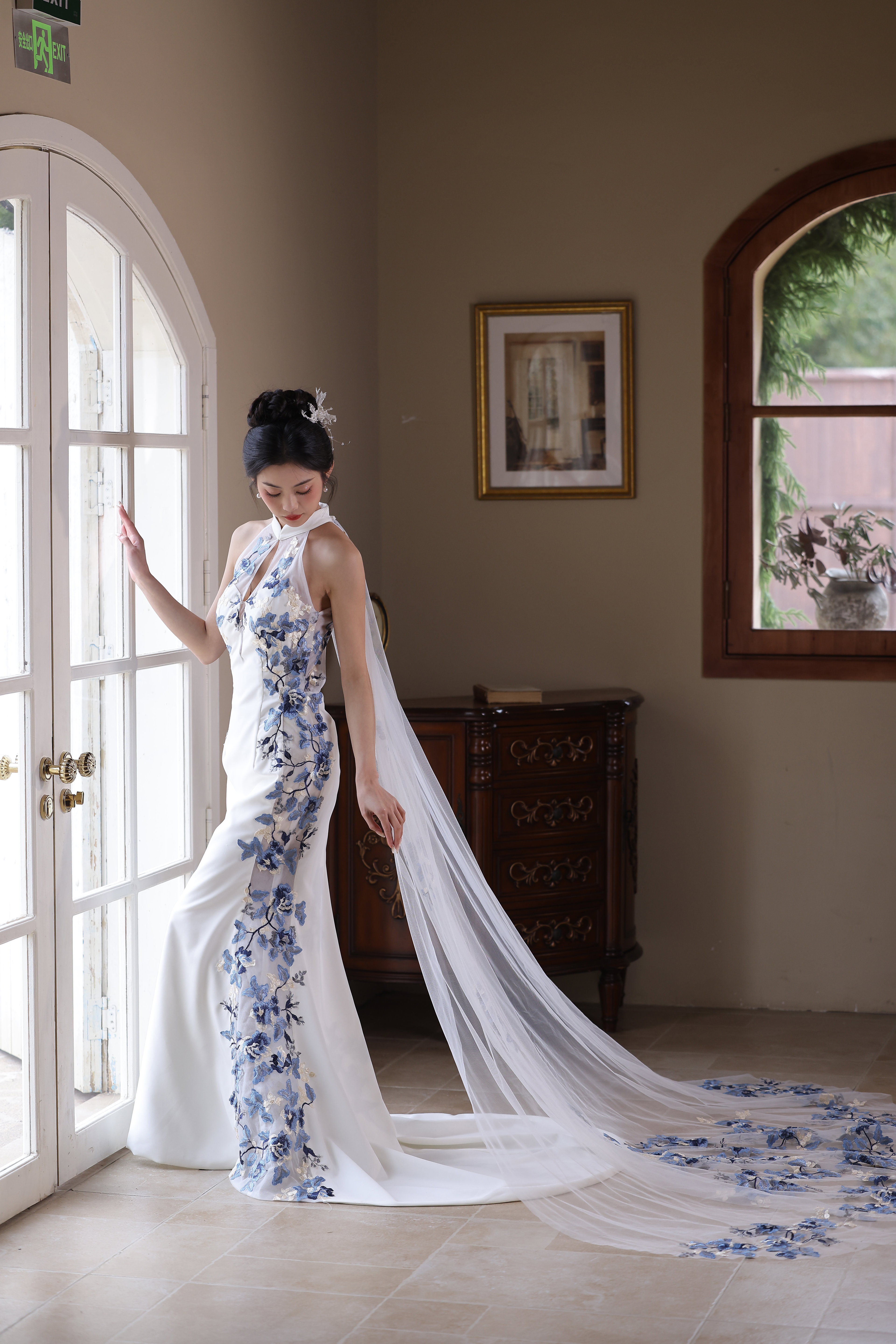 The Porcelain with Cape #8 _7