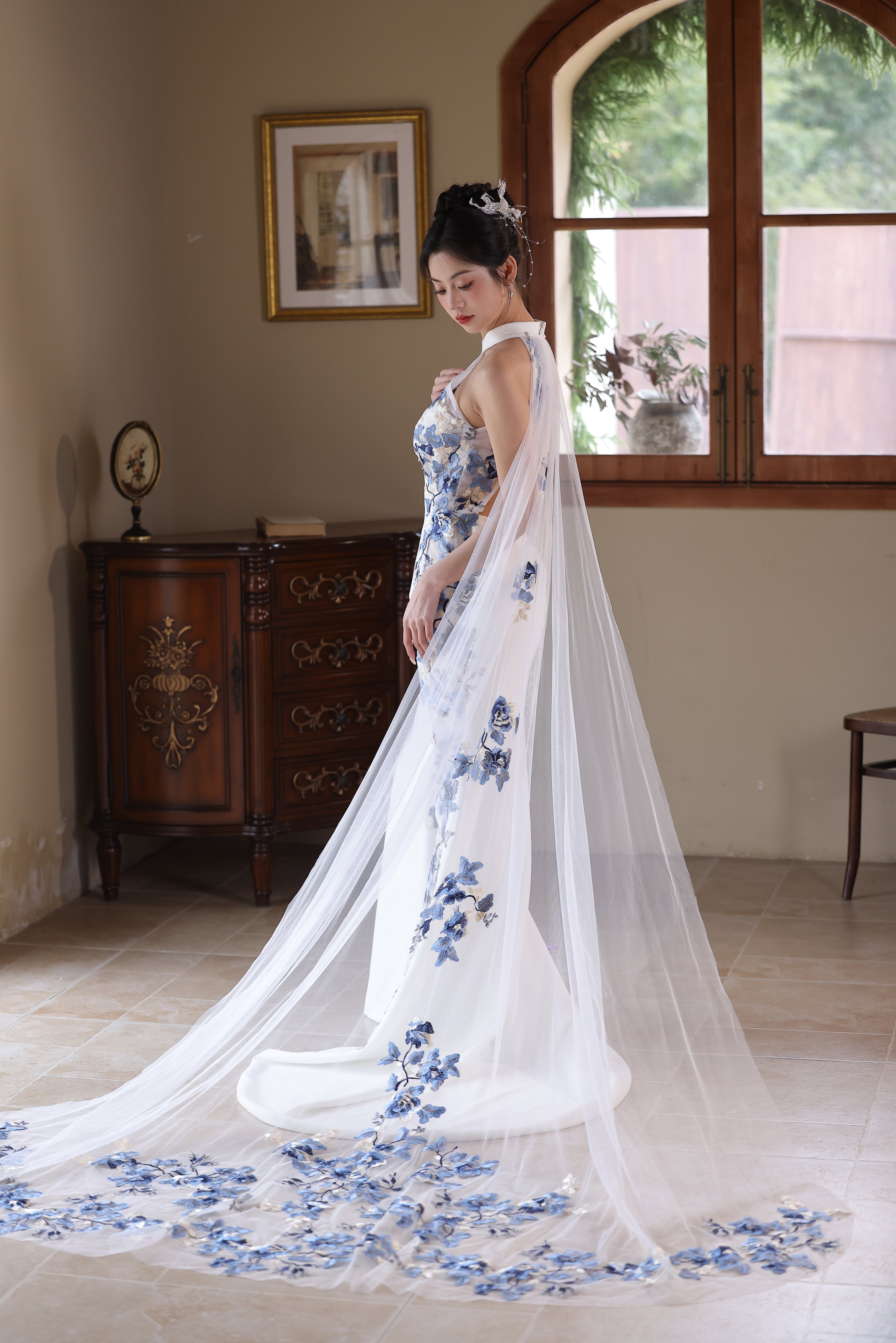 The Porcelain with Cape #8 _6