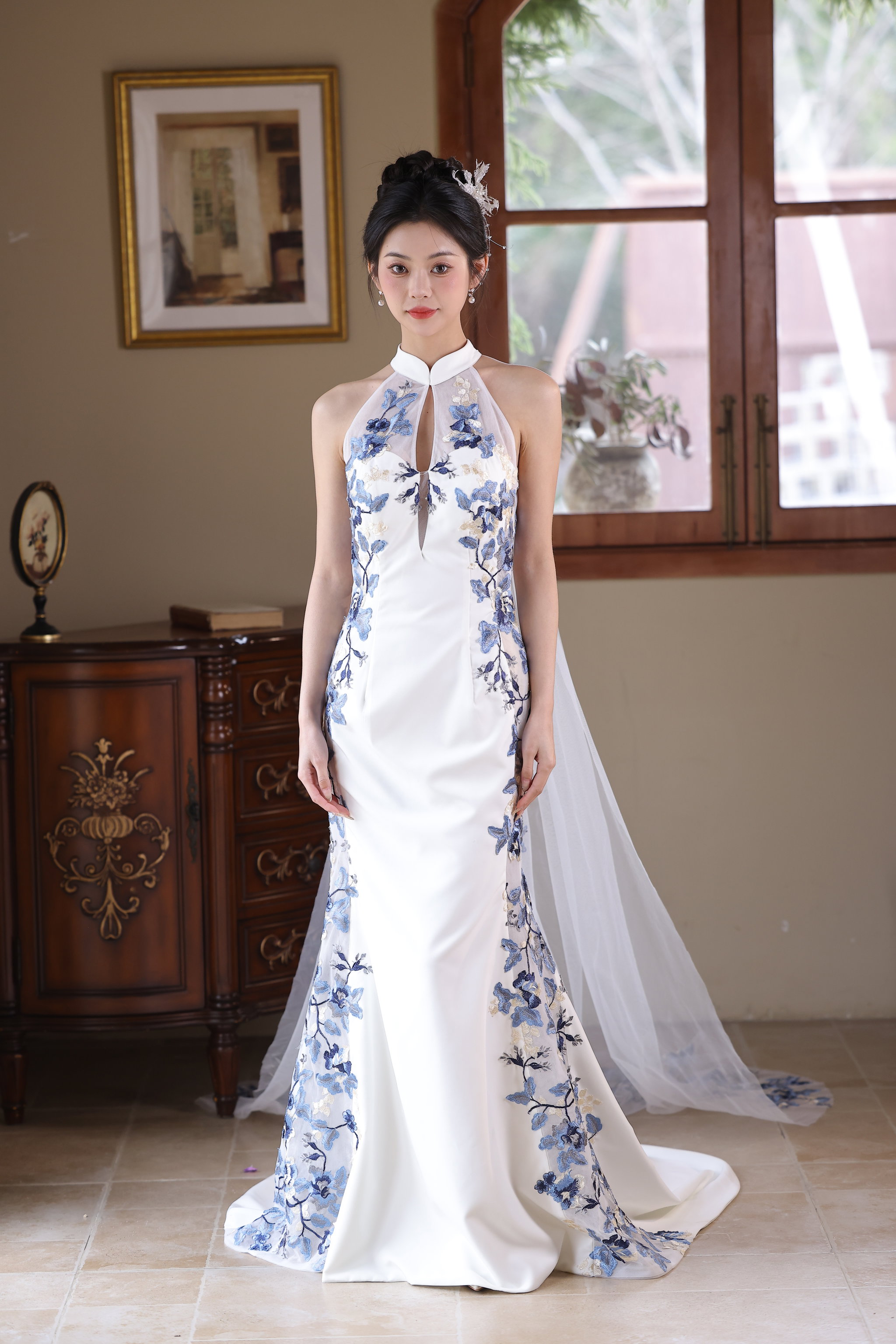 The Porcelain with Cape #8 _14