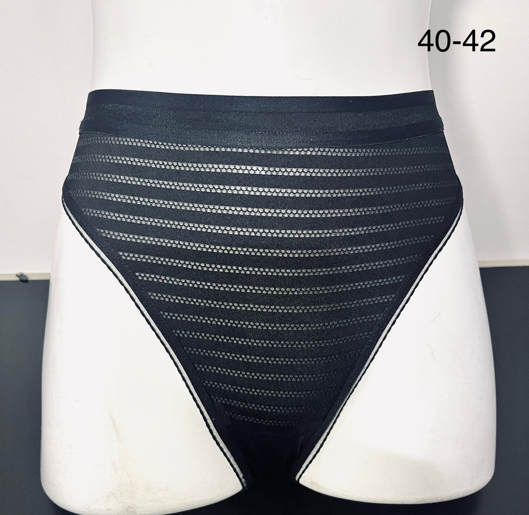 Culotte Stripes Noire Taille 40/42_1