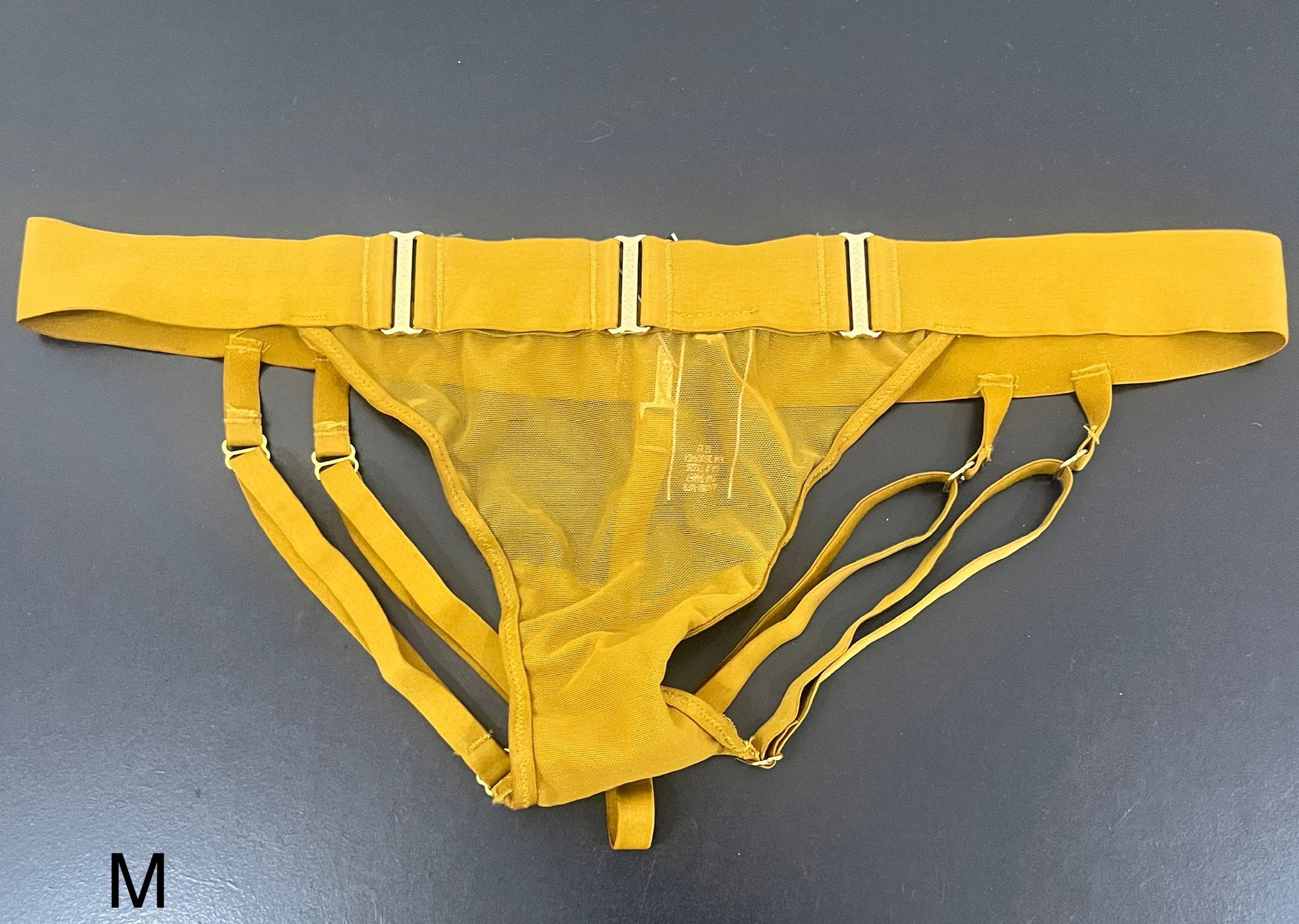 Culotte brésilienne très sexy avec lien en métal ivoire _1