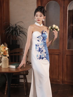 Folklore Cheongsam in Ivory with Peacock 