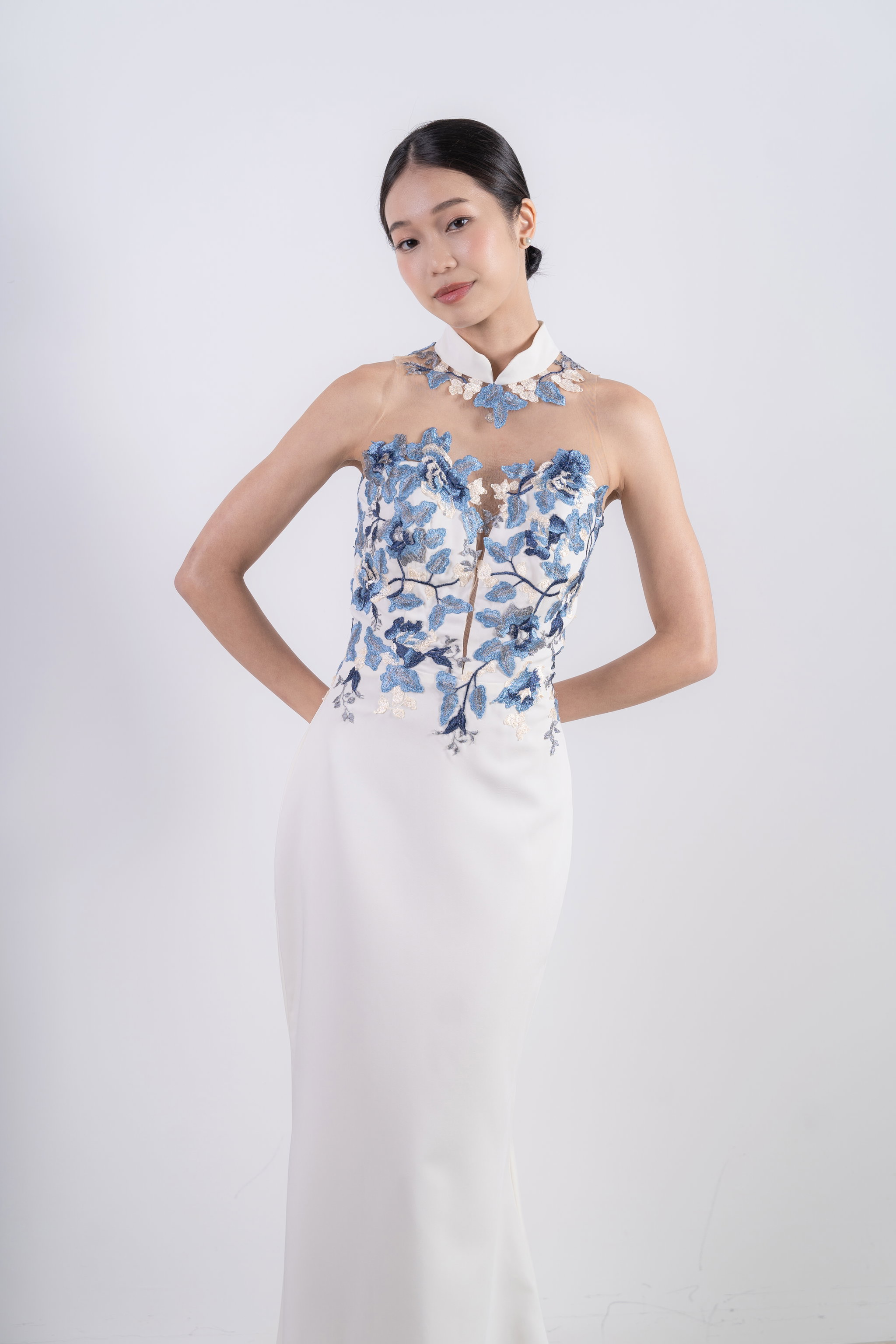 The Porcelaine in Satin #1_15