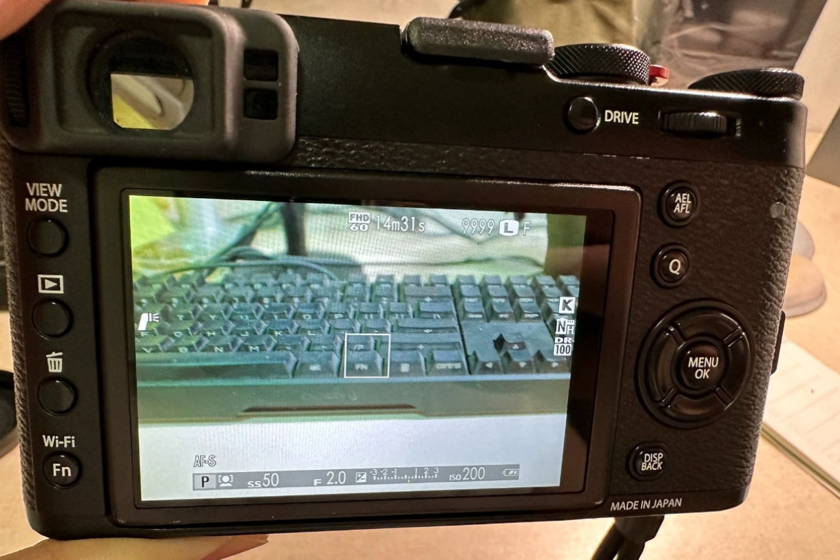 Fuji X100T Black (SG Local Stock)_3